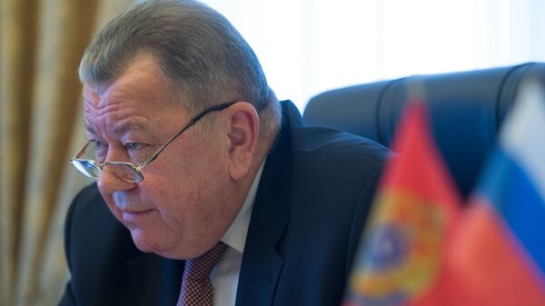 Заместитель министра иностранных дел РФ Олег Сыромолотов во время интервью в Москве