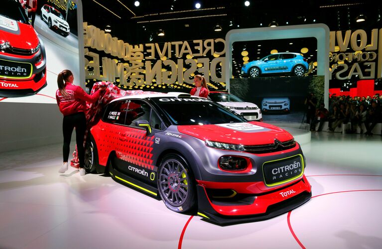 Автомобиль Citroen C3 WRC на Парижском автосалоне-2016