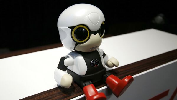 Робот Kirobo Mini компании Toyota Motor