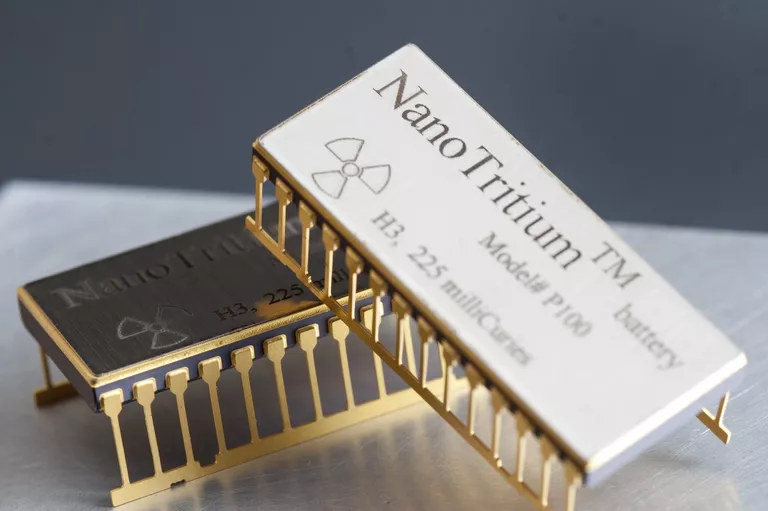 Атомный источник питания на основе трития NanoTritium компании City Labs Атомный источник питания на основе трития NanoTritium компании City Labs