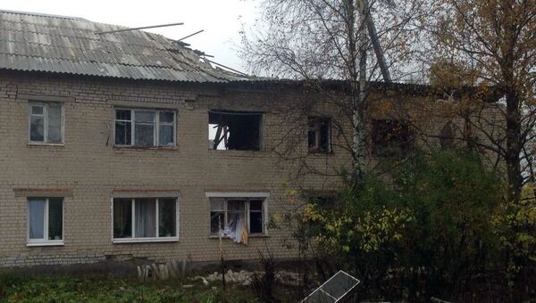Пострадавший в результате взрыва бытового газа многоквартирный двухэтажный дом в поселке Ильинское в Ивановской области