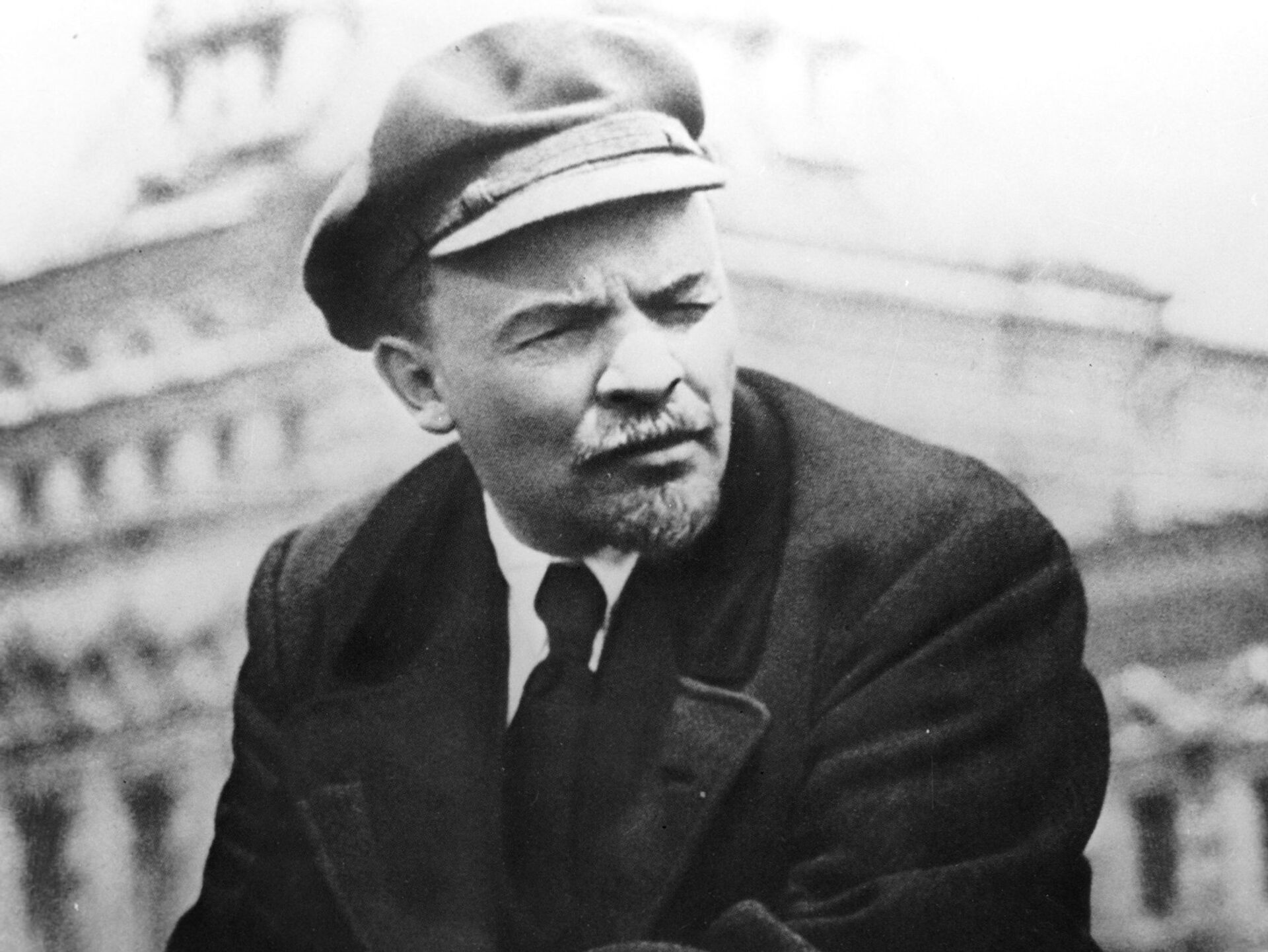 Владимир Ильич Ленин: краткая биография, достижения и вклад в историю России