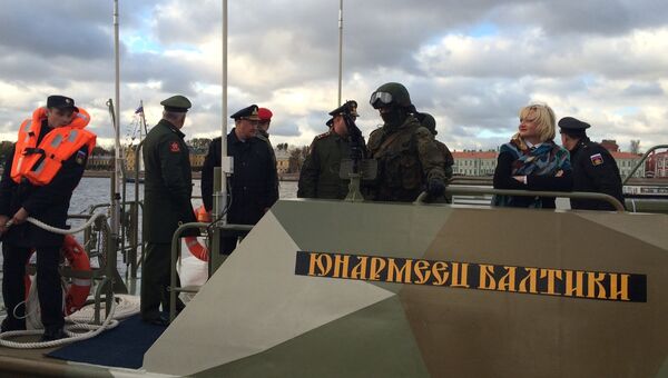 Торжественная церемония присвоения наименования Юнармеец Балтики новейшему патрульному  катеру Раптор в Санкт-Петербурге.