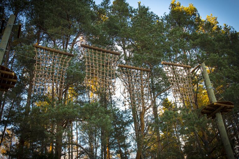 Веревочный парк в реабилитационном центре для детей, перенесших тяжелые заболевания Шередарь Веревочный парк в реабилитационном центре для детей, перенесших тяжелые заболевания Шередарь