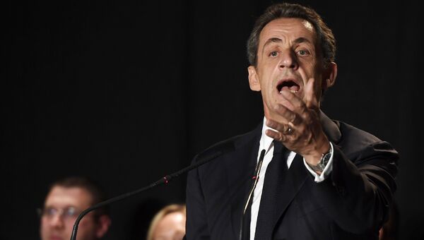 Экс-президент Франции, лидер партии Республиканцы Николя Саркози во время выступления в департаменте Верхняя Савойя. 11 октября 2016