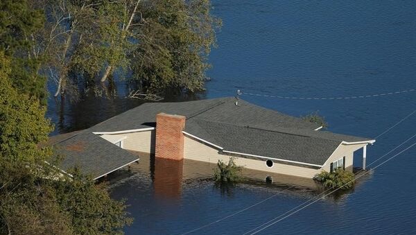 Затопленный дом после урагана Мэтью в Северной Каролине. 10 октября 2016