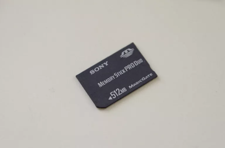 Memory stick от компании Sony Memory stick от компании Sony
