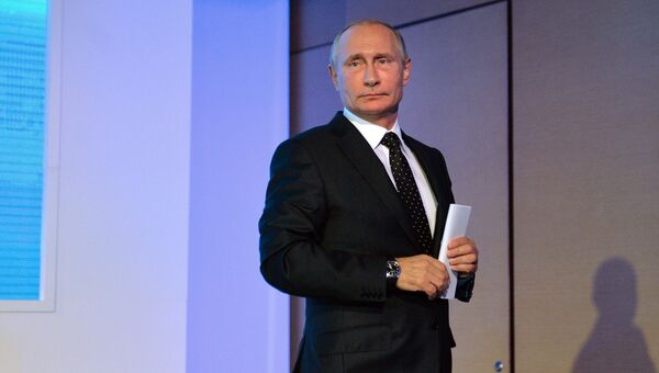 Президент РФ Владимир Путин на инвестиционном форуме ВТБ Капитал Россия зовет!