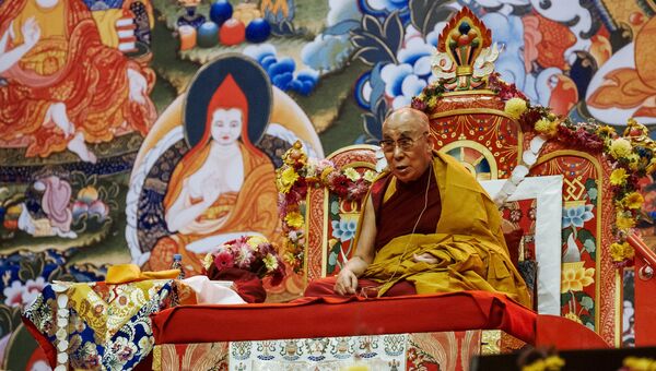 Далай-лама XIV в Риге