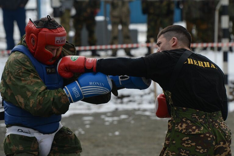 Испытания на право ношения крапового и зеленого берета среди военнослужащих Национальной гвардии РФ