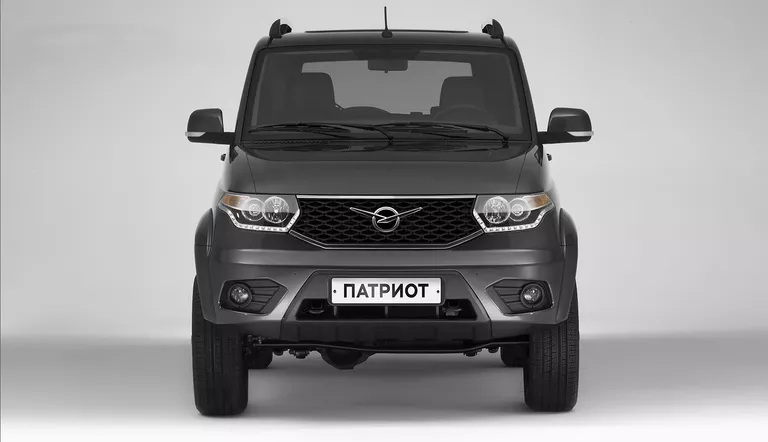 Автомобиль UAZ Patriot Автомобиль UAZ Patriot