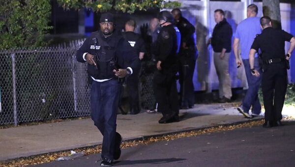 Полиция на месте стрельбы в Бостоне, США