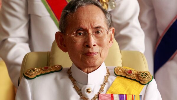 Король Таиланда Пхумипхон Адулъядет в Бангкоке. Архивное фото