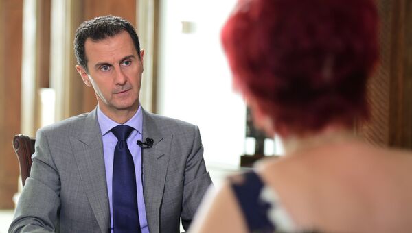 Президент Сирии Башар Асад во время интервью газете Комсомольская правда