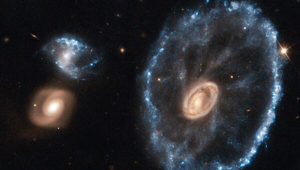 Кольцеобразная галактика