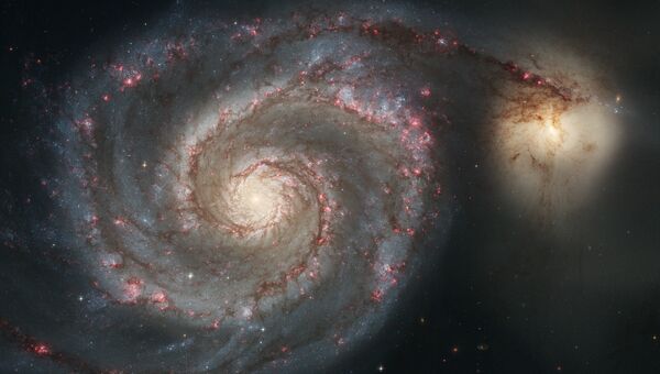 Галактика Водоворот и ее спутница NGC 5195