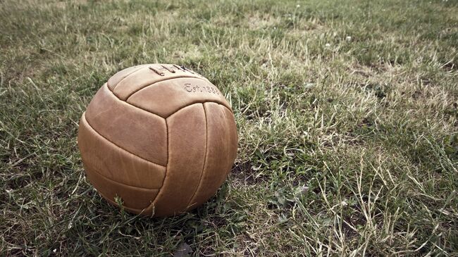 Футбольный мяч. Архивное фото