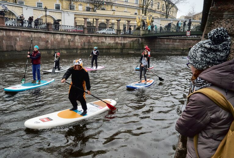 Фестиваль SUP-серфинг по каналам Санкт-Петербурга