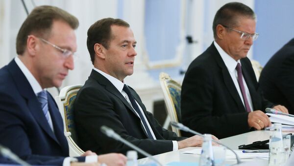 Председатель правительства РФ Дмитрий Медведев проводит заседание Консультативного совета по иностранным инвестициям в России