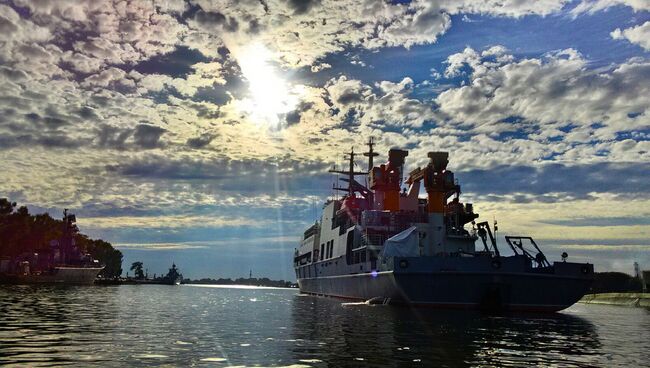 Поисково-спасательные учения под руководством Главного командования ВМФ на Тихоокеанском флоте. Архивное фото