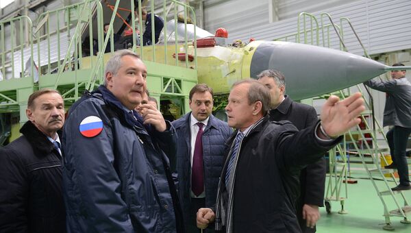 Дмитрий Рогозин посетил производство корпорации МиГ в Луховицах. 18 октября 2016