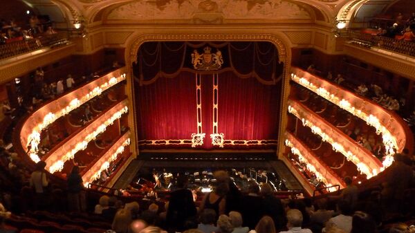 Зал Королевского театра оперы и балета в Лондоне. Архивное фото