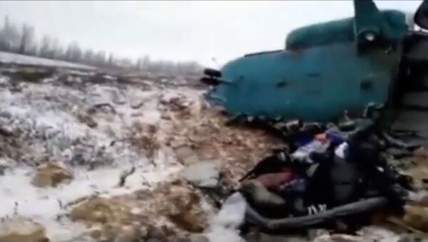 В сети появилось видео с места крушения вертолета Ми-8 на Ямале
