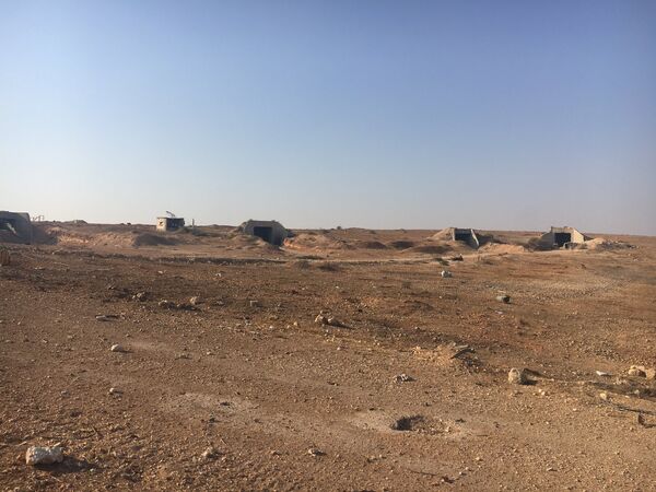 Освобожденная территория воинской части ПВО Сирии на юге алеппо