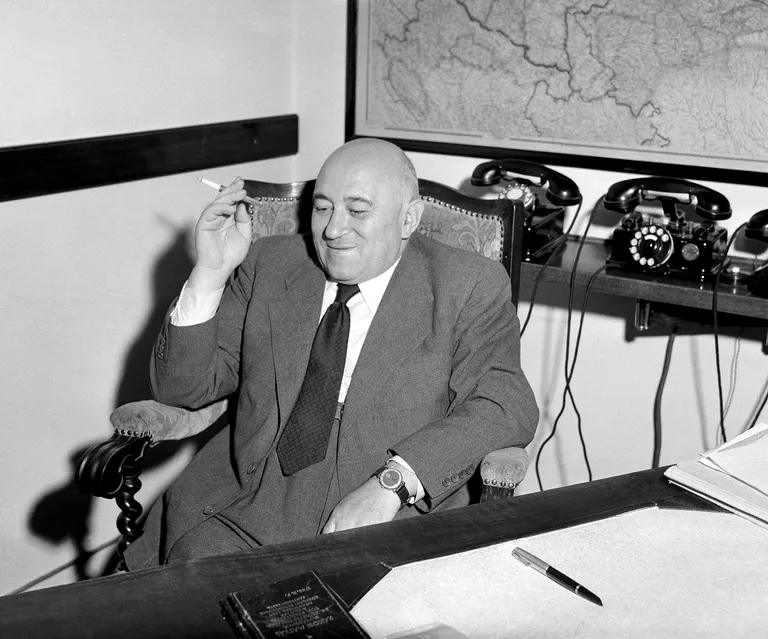 Генеральный секретарь ВПТ Матьяш Ракоши. 1947 год Генеральный секретарь ВПТ Матьяш Ракоши. 1947 год