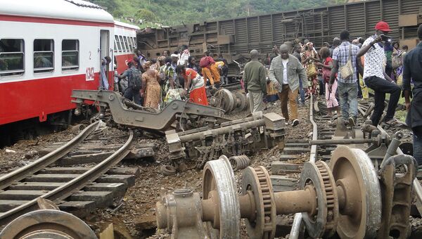 Место железнодорожной катастрофы в Камеруне