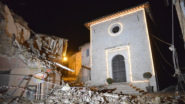 Последствия землетрясения в провинции Мачерата, Италия. 27 октября 2016