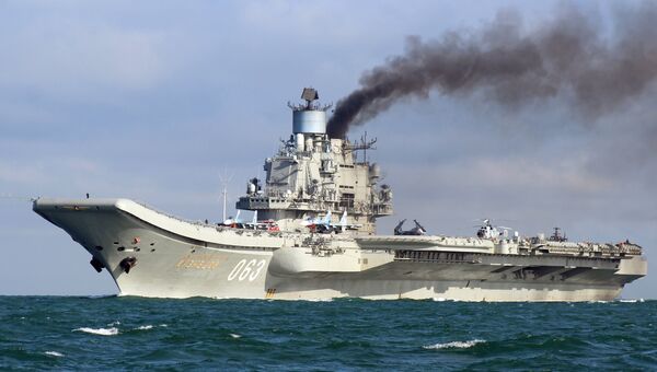 Тяжёлый авианесущий крейсер Адмирал Флота Советского Союза Кузнецов. Архивное фото