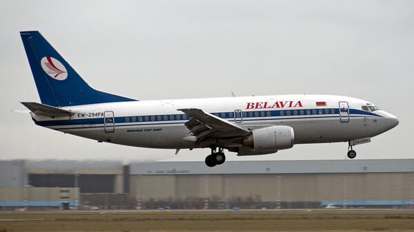 Самолет Boeing 737-500 авиакомпании Белавиа. Архивное фото