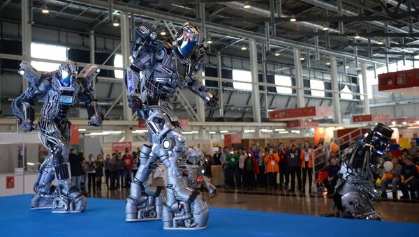 Модели роботов представлены на чемпионате рабочих профессий WorldSkills Hi-Tech-2016 в Екатеринбурге