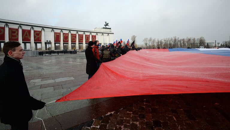 Церемония демонстрации самого большого флага Российской Федерации в Москве