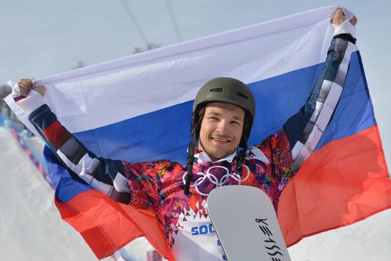 Сноубордист Вик Уайлд, завоевавший золотую медаль в параллельном слаломе среди мужчин во время соревнований по сноуборду на XXII зимних Олимпийских играх в Сочи