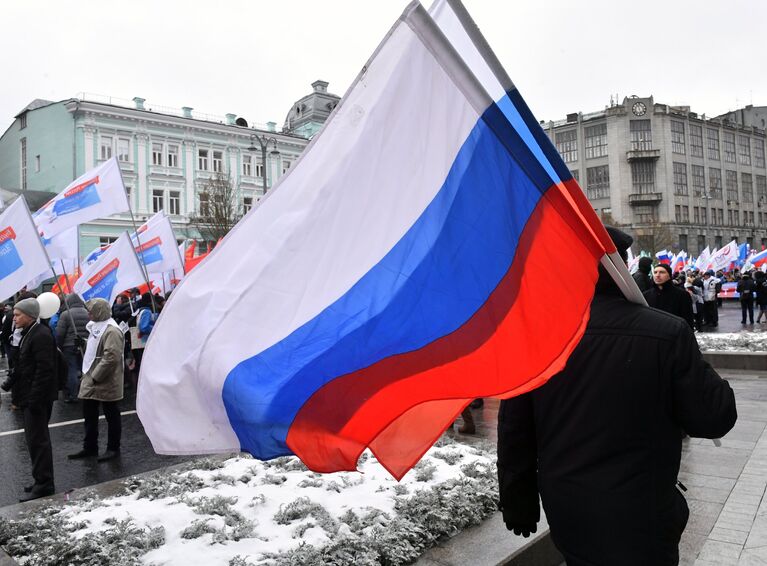 Знаменательной частью празднования Дня народного единства в Москве стало открытие памятника князю Владимиру на Боровицкой площади в Москве.