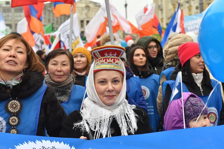 Секретарь Общественной палаты  Александр Бречалов надеется, что и митинг-концерт Мы едины!, и праздничное шествие, которые проводятся в Москве уже второй год подряд, станут ежегодными мероприятиями и будут проходить не только в столице.