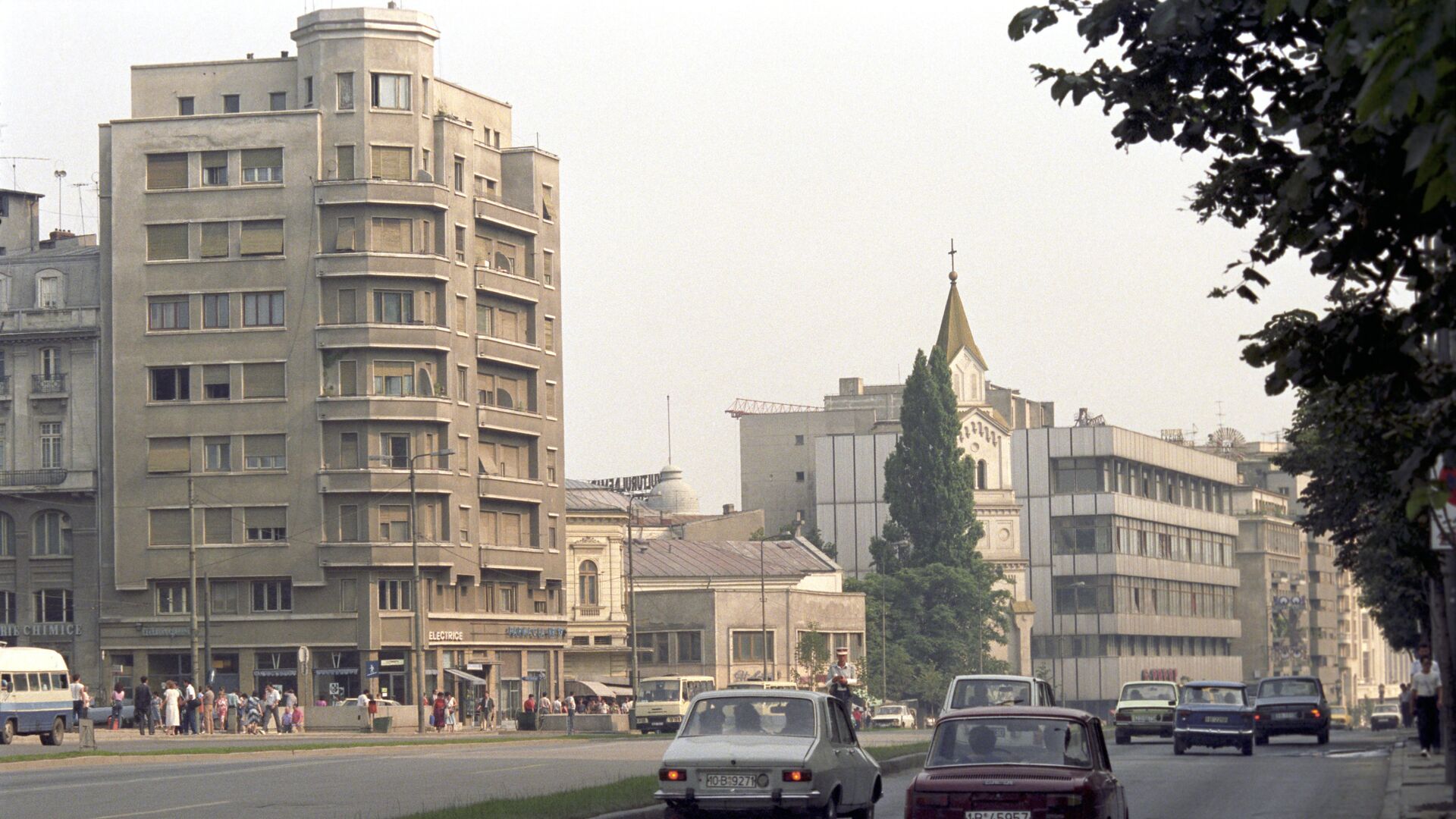 На одной из улиц Бухареста. Архивное фото - РИА Новости, 1920, 06.04.2022