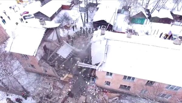 Взрыв газа в жилом доме в Иваново: разбор завалов и эвакуация пострадавших