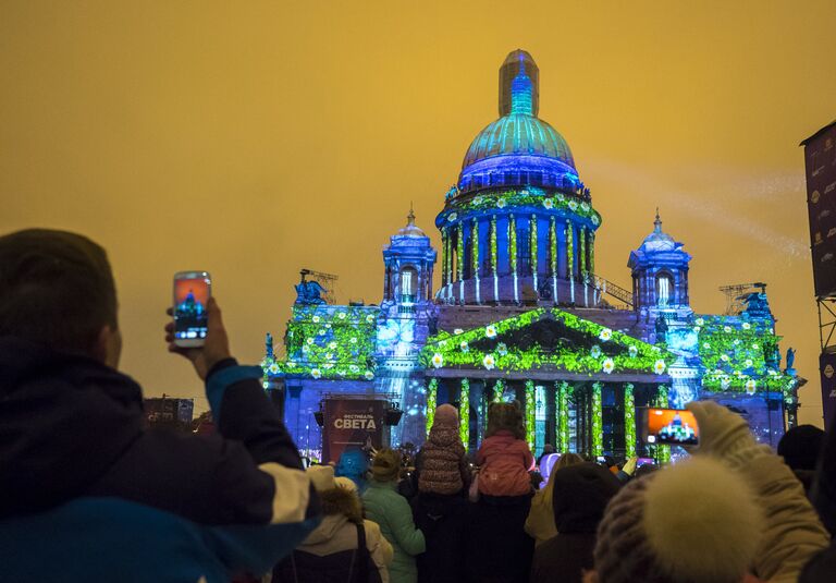 Мультимедийное 3D-mapping шоу в Санкт-Петербурге