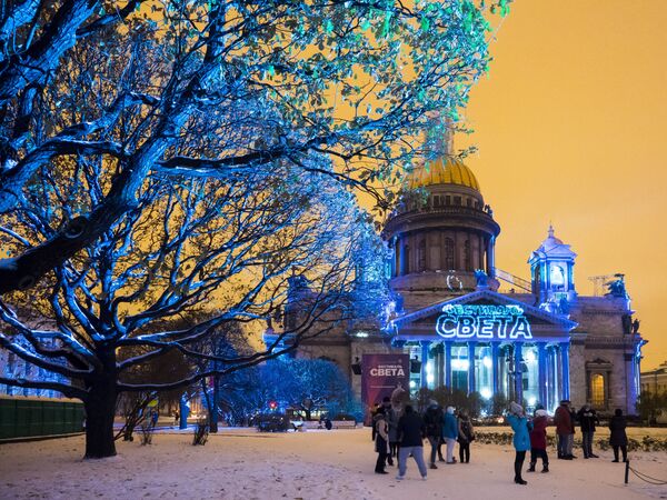 Мультимедийное 3D-mapping шоу в Санкт-Петербурге
