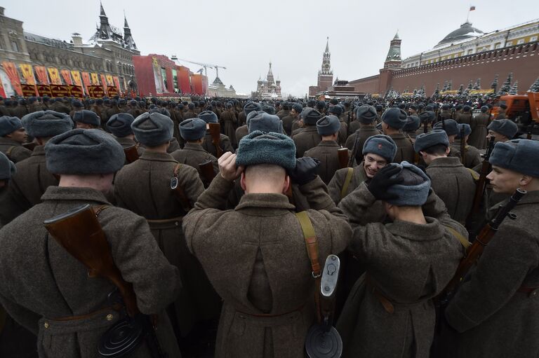 Марш, посвященный 75-й годовщине военного парада 1941 года на Красной площади