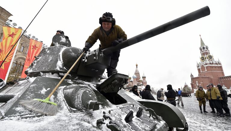 Марш, посвященный 75-й годовщине военного парада 1941 года на Красной площади