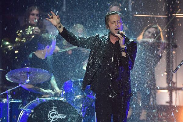 Выступление американской поп-группы OneRepublic на церемонии вручения премии MTV Europe Music Awards в Роттердаме