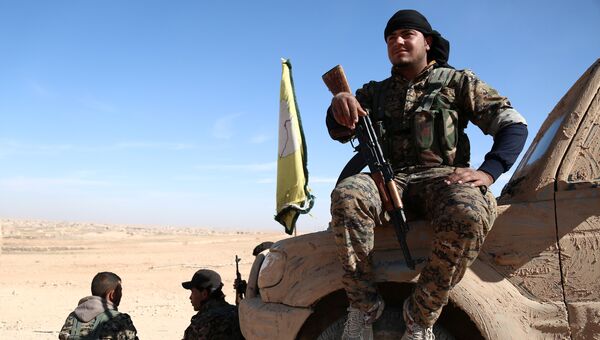 Бойцы Демократических сил Сирии в Ракке