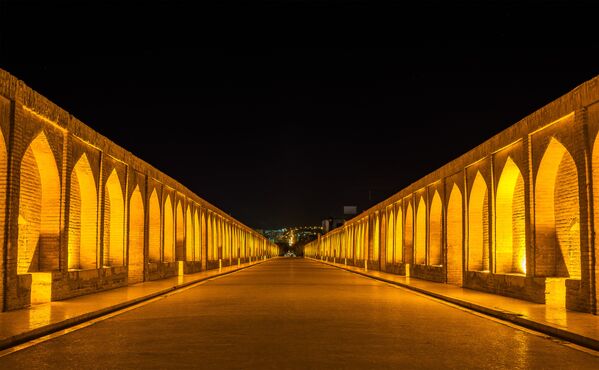 Мост Хаджу. Исфахан, Иран