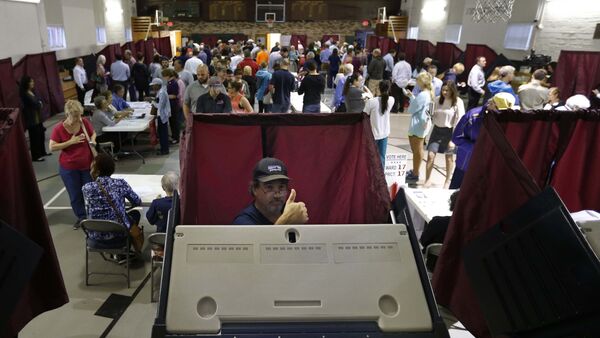 Голосование на одном из избирательных участок в Новом Орлеане, США