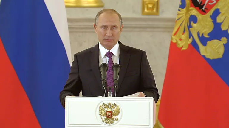Путин поздравил американский народ и победившего Трампа с завершением выборов Путин поздравил американский народ и победившего Трампа с завершением выборов