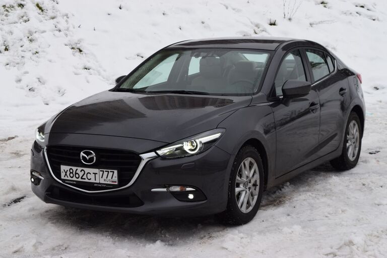 Обновленная Mazda3 Обновленная Mazda3